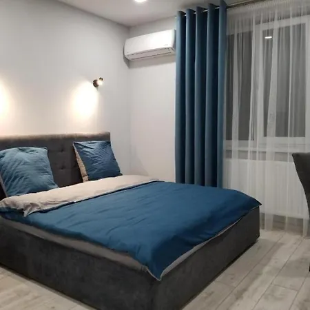 Lux Na Druhetiv Apartment Uzhhorod Exterior photo