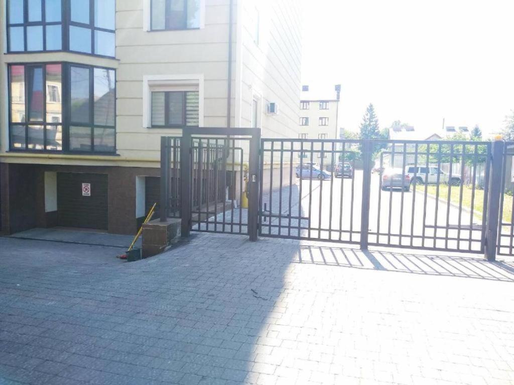 Lux Na Druhetiv * Uzhhorod